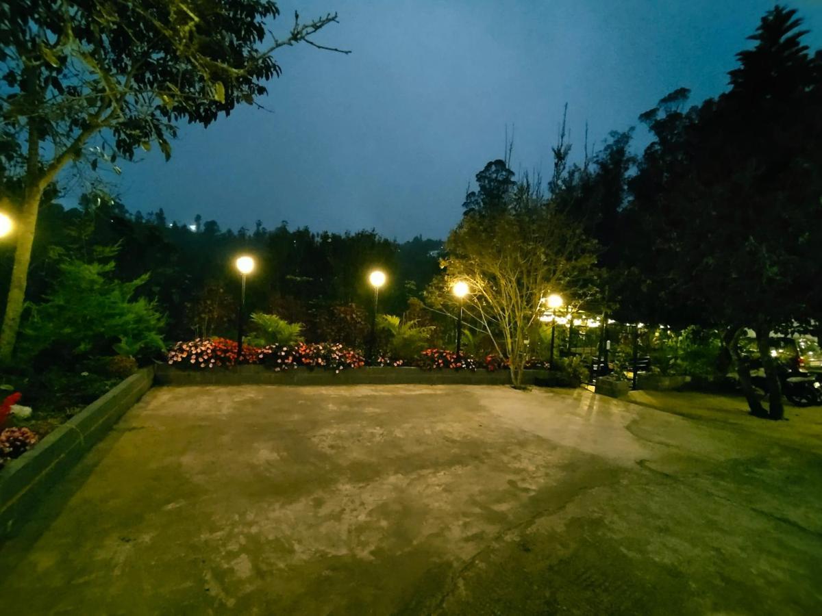 Silver Spruce Entire Nature Villa Kotagiri Bagian luar foto