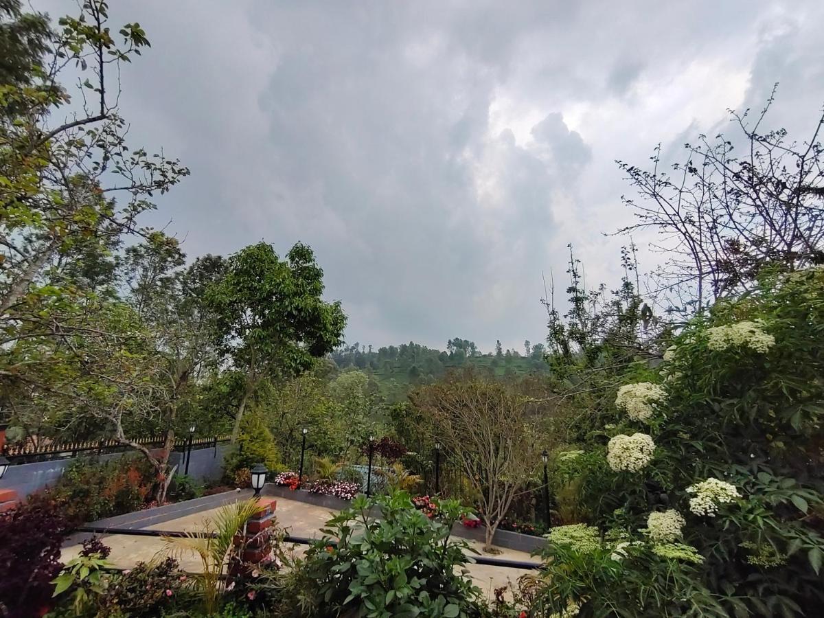 Silver Spruce Entire Nature Villa Kotagiri Bagian luar foto