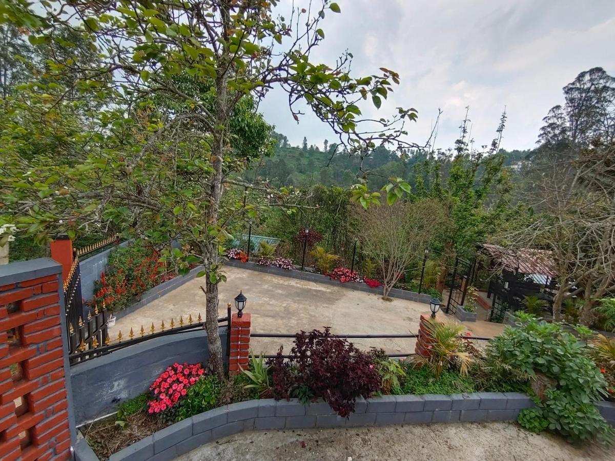 Silver Spruce Entire Nature Villa Kotagiri Bagian luar foto